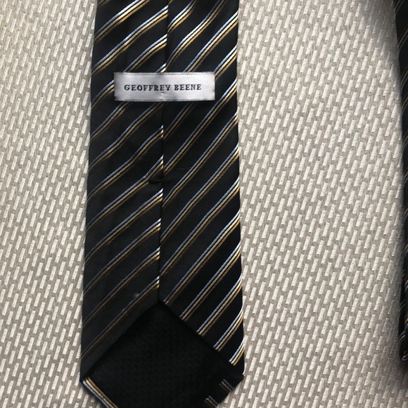 Men’s tie - Picture 2 of 2